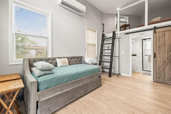 Photo - 2867 12th Ave N Unit 1