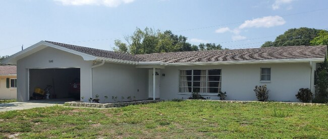 Photo - 1648 Algonquin Dr