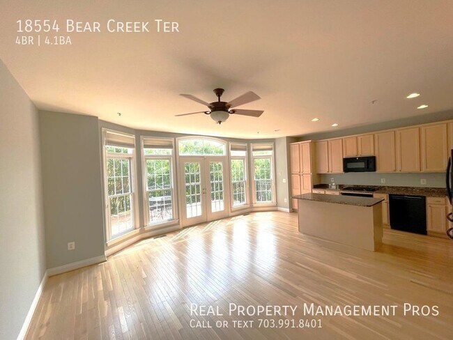 Photo - 4 levels brick front River Creek Townhome ...