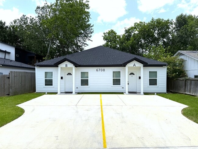 Building Photo - 6708 Conley St