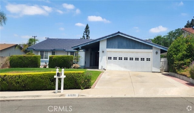 Building Photo - 17771 Plum Tree Ln Rental