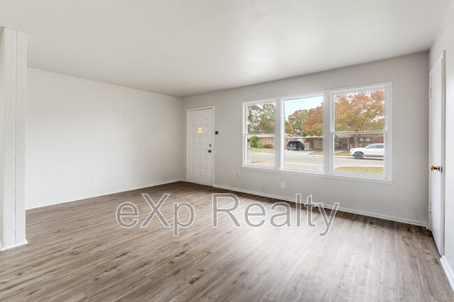 Photo - 322 Kate Schenck Ave