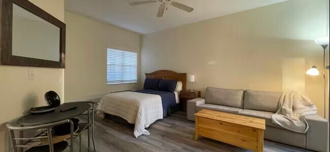 Photo - 9832 Perfect Dr Unidad FURNISHED STUDIO