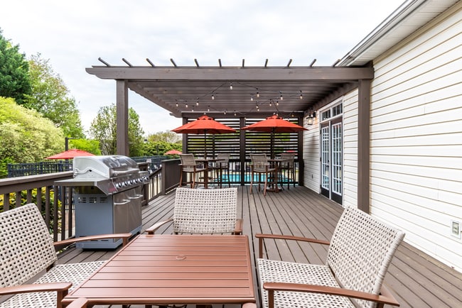 Estates at Bellwood Apartment Homes