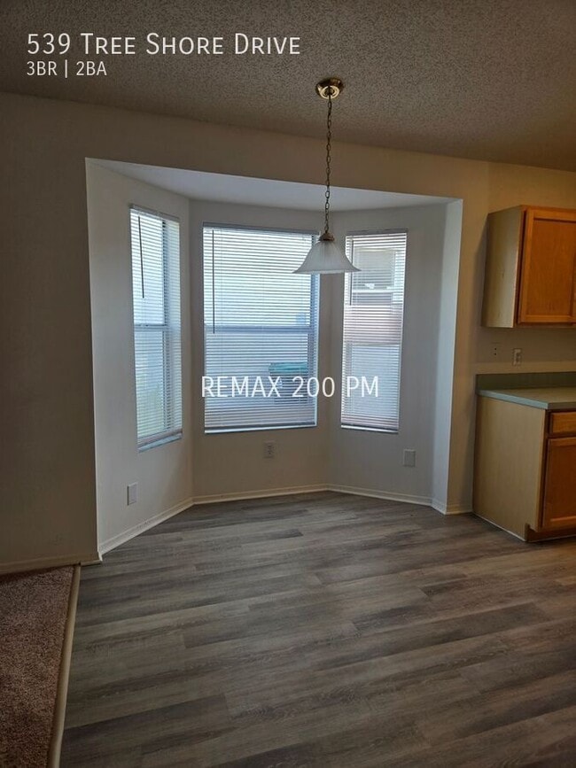 Photo - 539 Tree Shore Dr