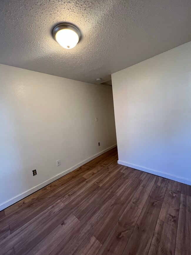 Photo - 1213 N Gillett St Unit 1213