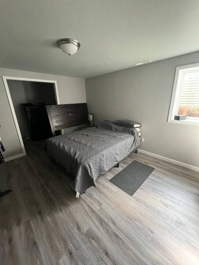 Photo - Adorable Westend Town Home