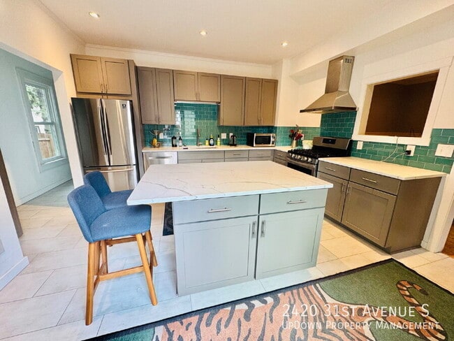 Photo - 2420 S 31st Ave
