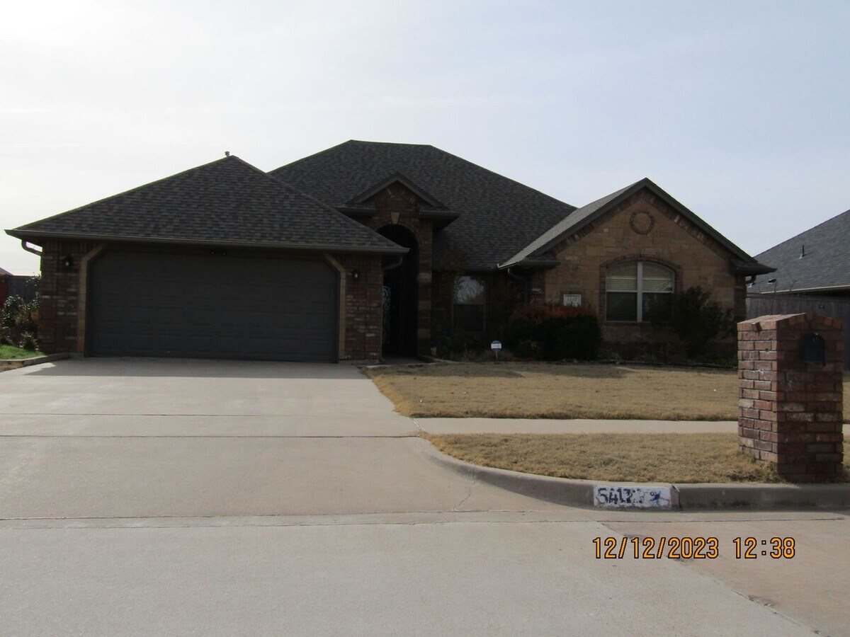 Dove Creek Area Home! Rental House Rental in Lawton, OK