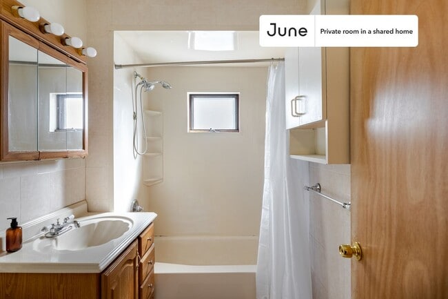 Photo - Room in Shared 4 bed/1 bath home Unit C