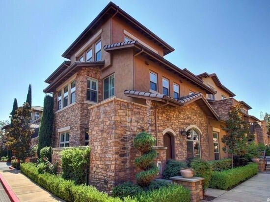 Absolutely Stunning Home in Fabulous Pavil... - Absolutely Stunning Home in Fabulous Pavil...