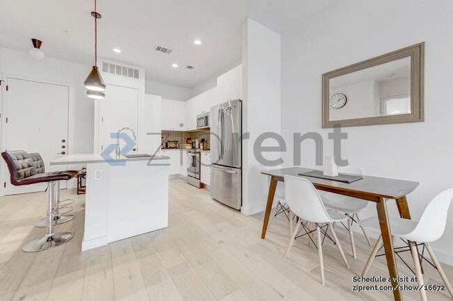 Photo - 800 Embassy Dr