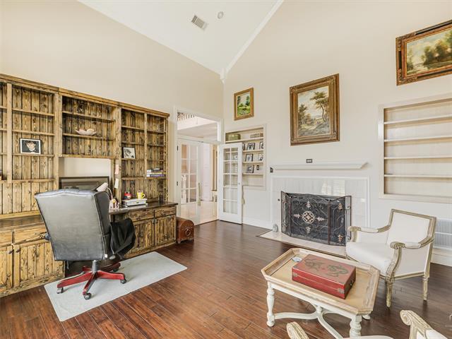 Photo - 1110 Hills Creek Dr