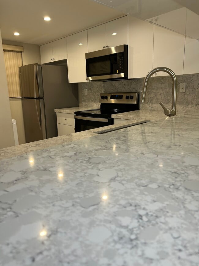 Photo - 10255 NW 9th Street Cir Unit 205-7