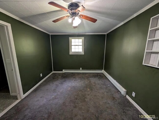 Photo - 469 Eatontown Rd