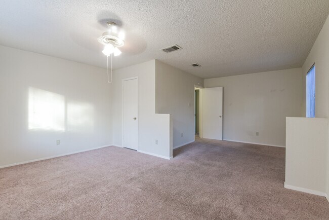 Photo - 23027 Banquo Dr