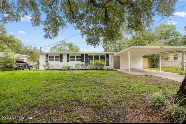 Photo - 2203 Bourget Dr