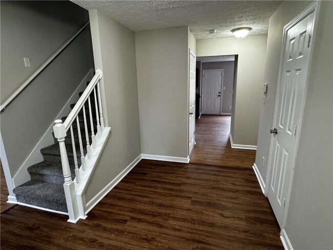 Photo - 2463 Meadow Spring Dr