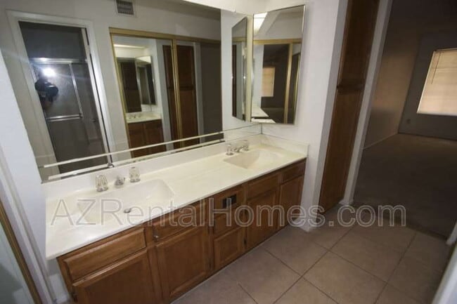 Photo - 925 N College Ave Unit H131