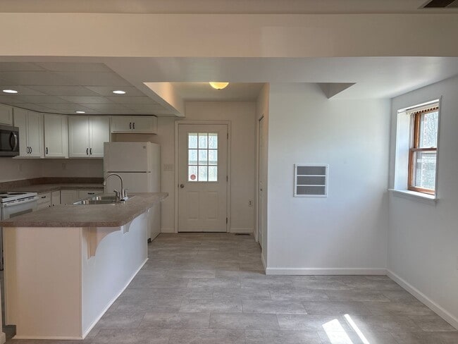 Photo - 1 Bedroom 1 Bath 2 Story Cottage-Suburban SD