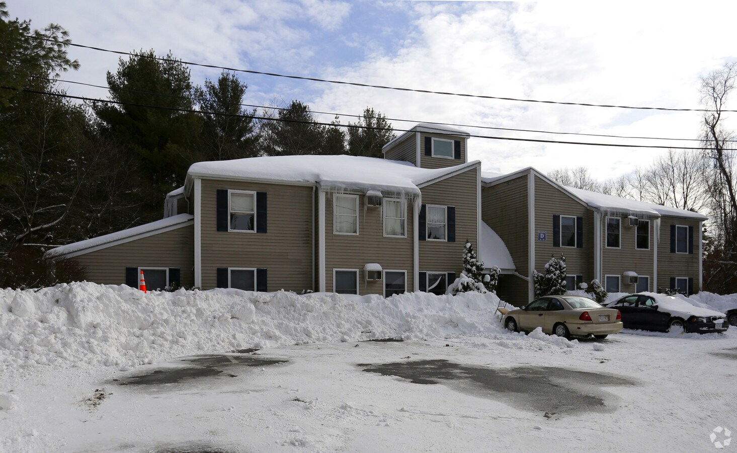 Photo - The Village at North River