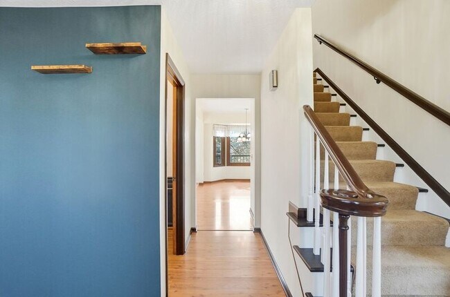 Photo - 1851 Foxhollow Dr