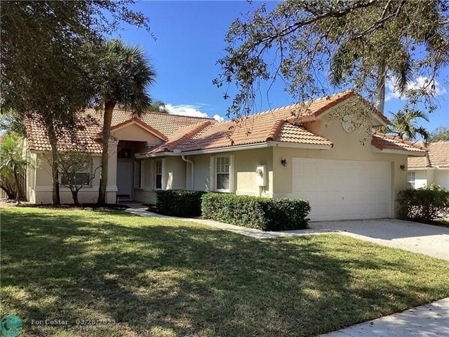 Photo - 3900 Riverside Way Casa
