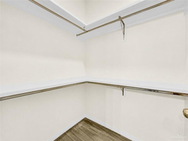 Photo - 7 W 25th St