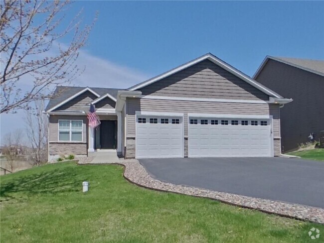 Building Photo - 1341 Meadow Ln Rental