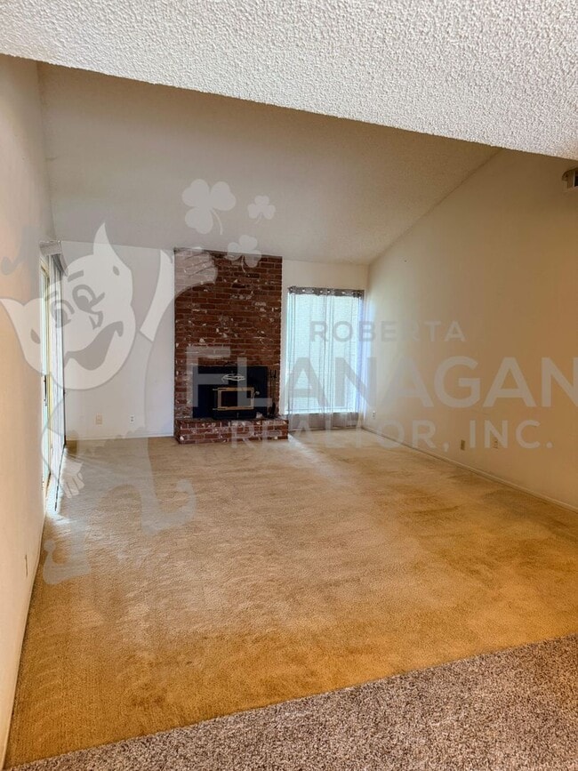 Photo - 2926 Crestwood Ct