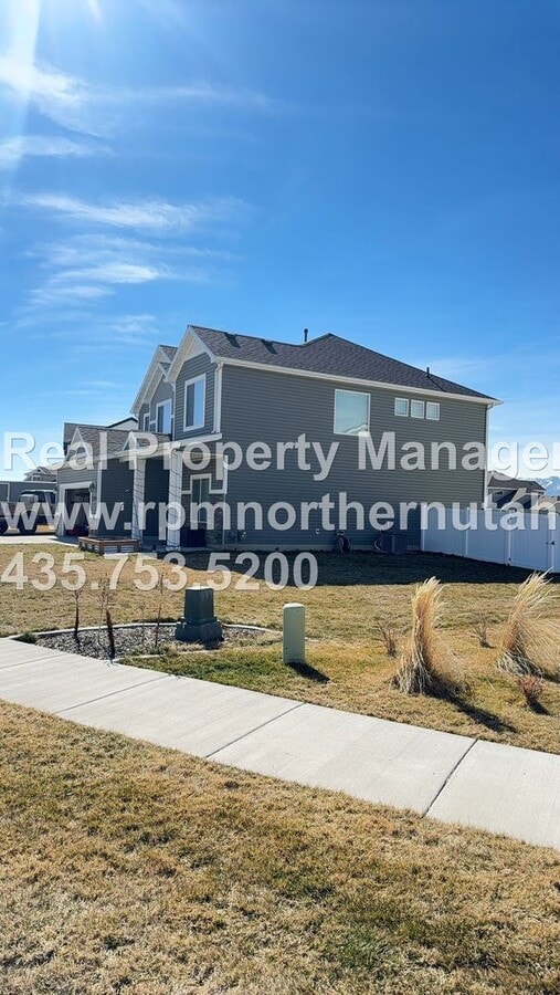 Photo - Great 5 bedroom home available in April in Nibley!