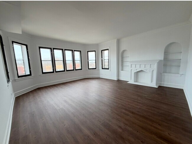Photo - 7712 S Jeffery Blvd