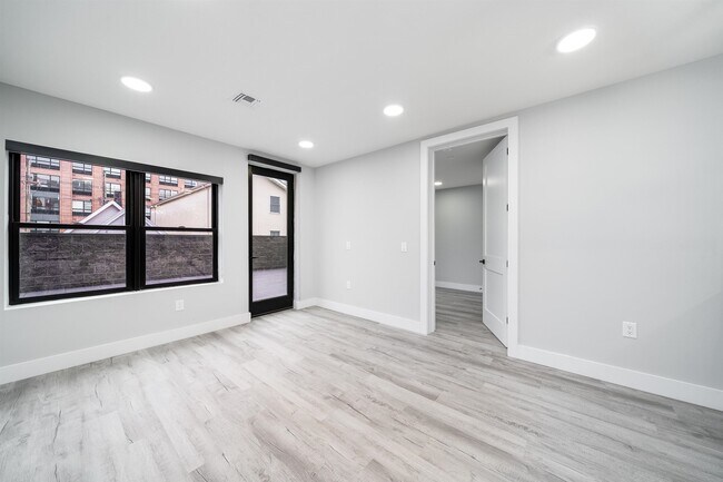 Photo - 187 Culver Ave Unit 207