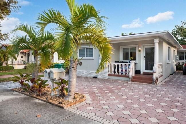 Photo - 1620 SW 19th St Unit 1620