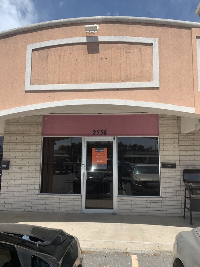 Building Photo - 2536 Pecan Blvd Unit 2536 Rental