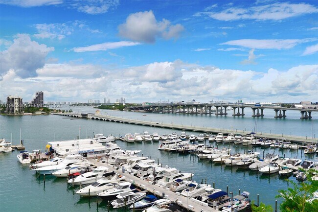 Photo - 1717 N Bayshore Dr Unit A-2254