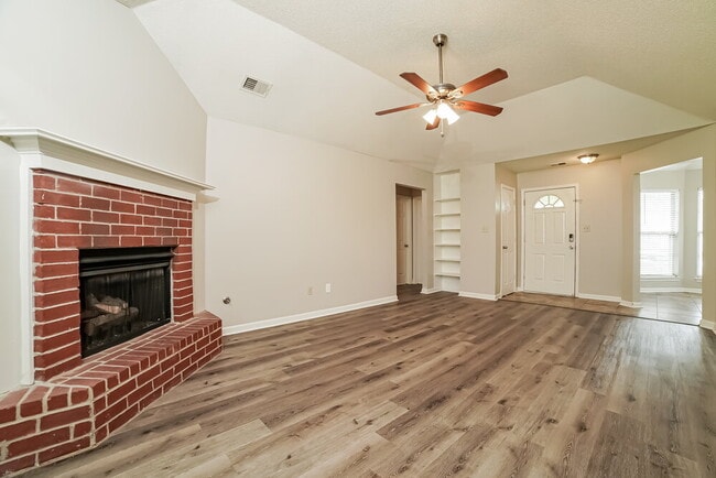 Photo - 4078 Shadow Glen Dr