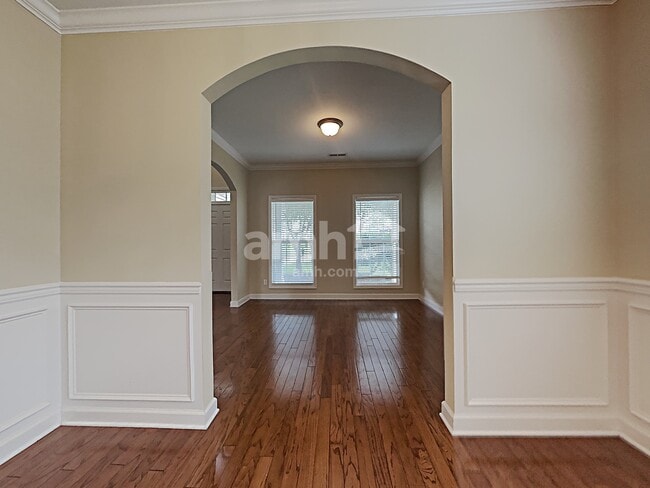 Photo - 1641 Silver Oak Ln