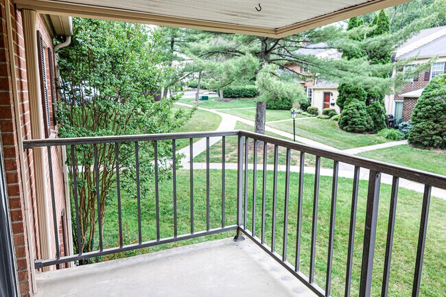 Photo - 14 Old Forge Xing Unidad 14