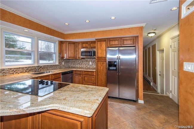 Photo - 7 Knoll Ct