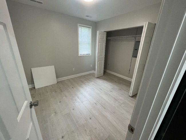 Photo - 2921 Brown St Unidad B