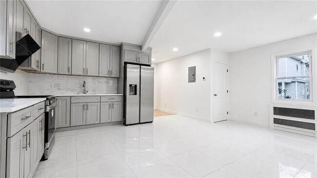 20-36 126th St Unit 2