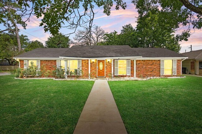 Photo - 9762 Tappenbeck Dr House