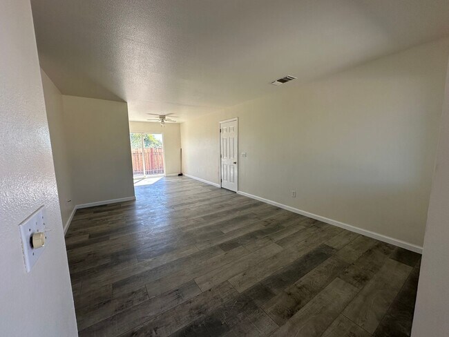 Photo - 61859 Desert Air Rd Unit A