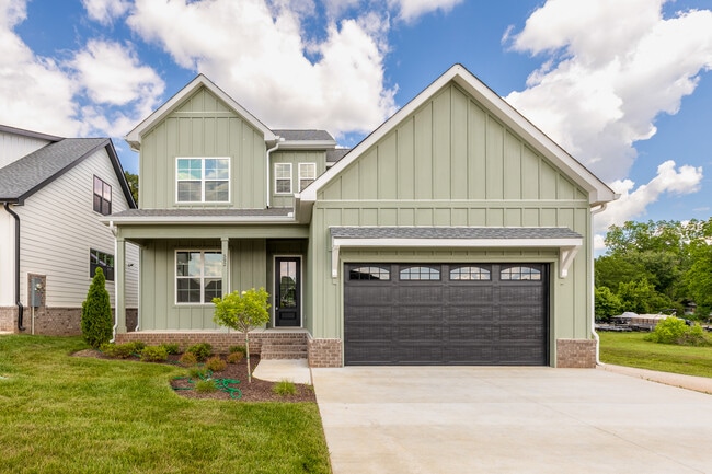 Photo - 592 River Watch Way