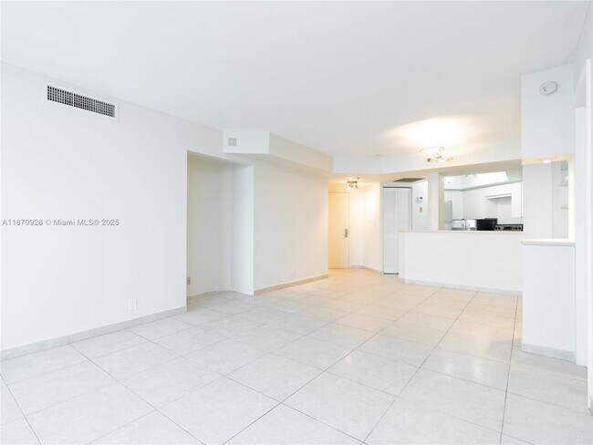 Photo - 6767 Collins Ave Unidad 1907