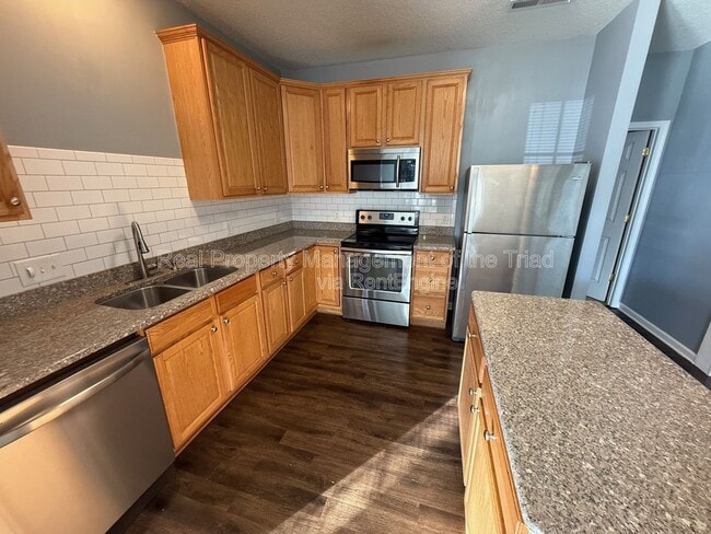 Photo - 1844 Olivers Crossing Cir