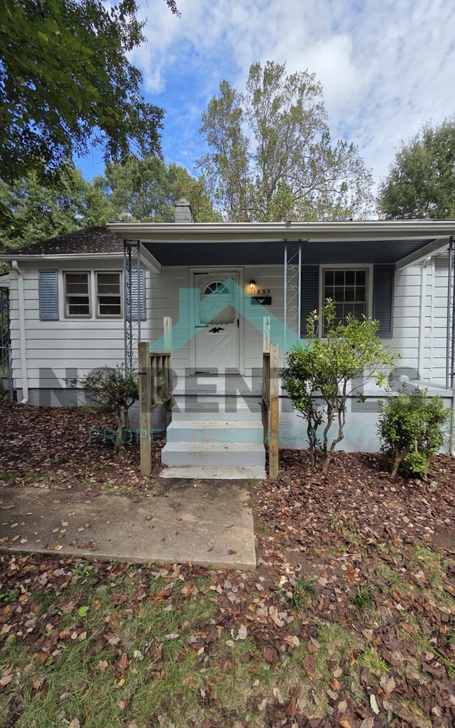 Photo - 1835 E Delaware Ave