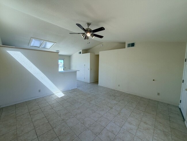 Photo - 1436 Pintail Cir