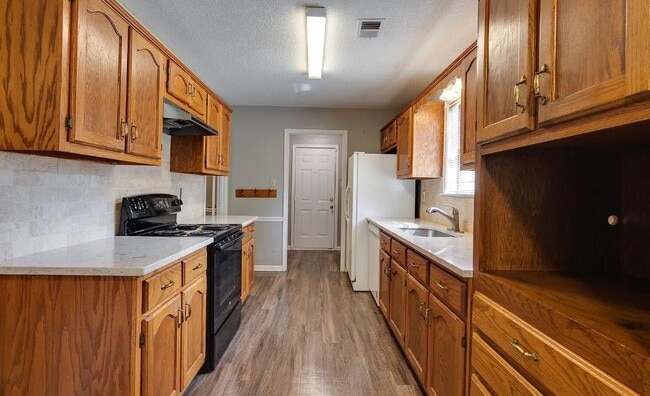 Photo - 3393 Mowrey Cove